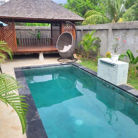Villa Niang Ando Labuan Bajo Exterior foto